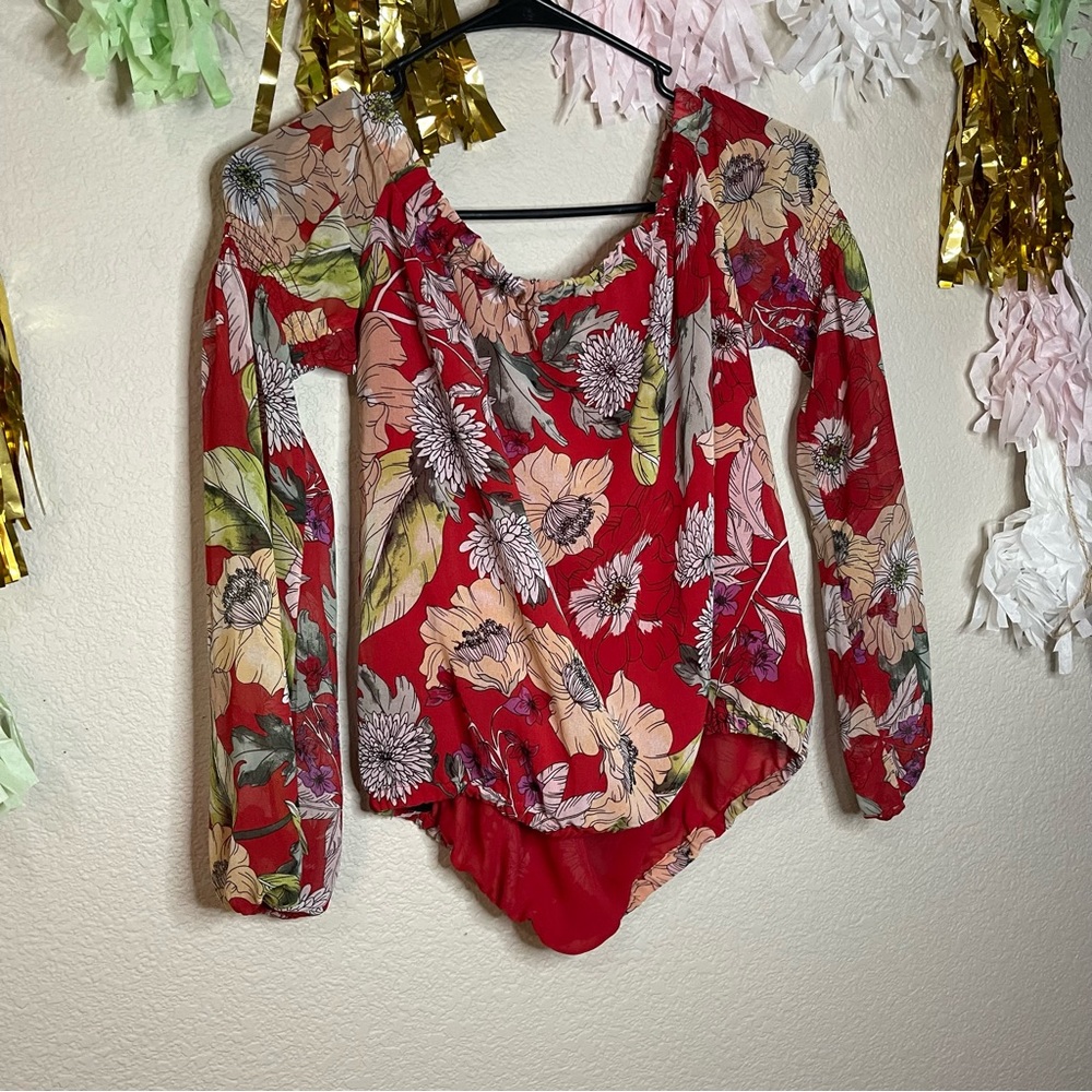 Guess Los Angeles Floral Off The Shoulder Blouse - Picture 10 of 13